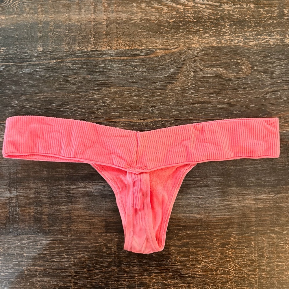 Pink Ribbed Thong - Picture 2 of 2